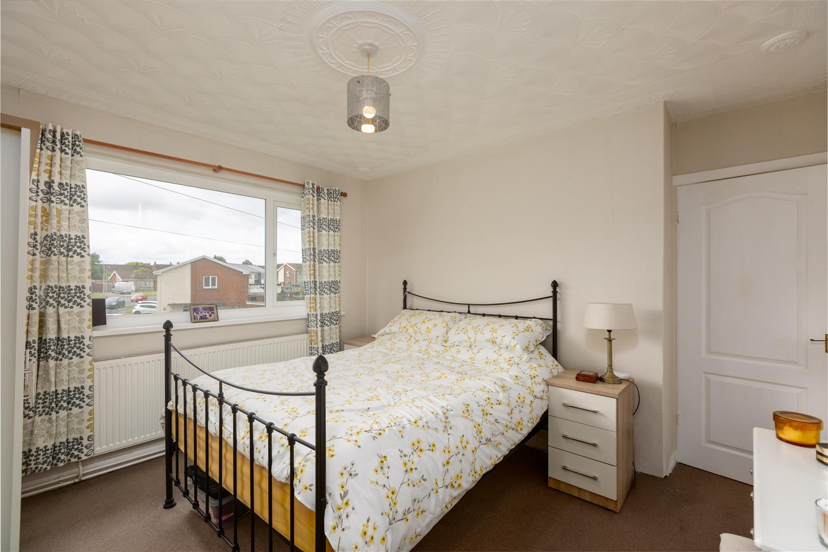 Caegar, Llanelli, SA14 9NR